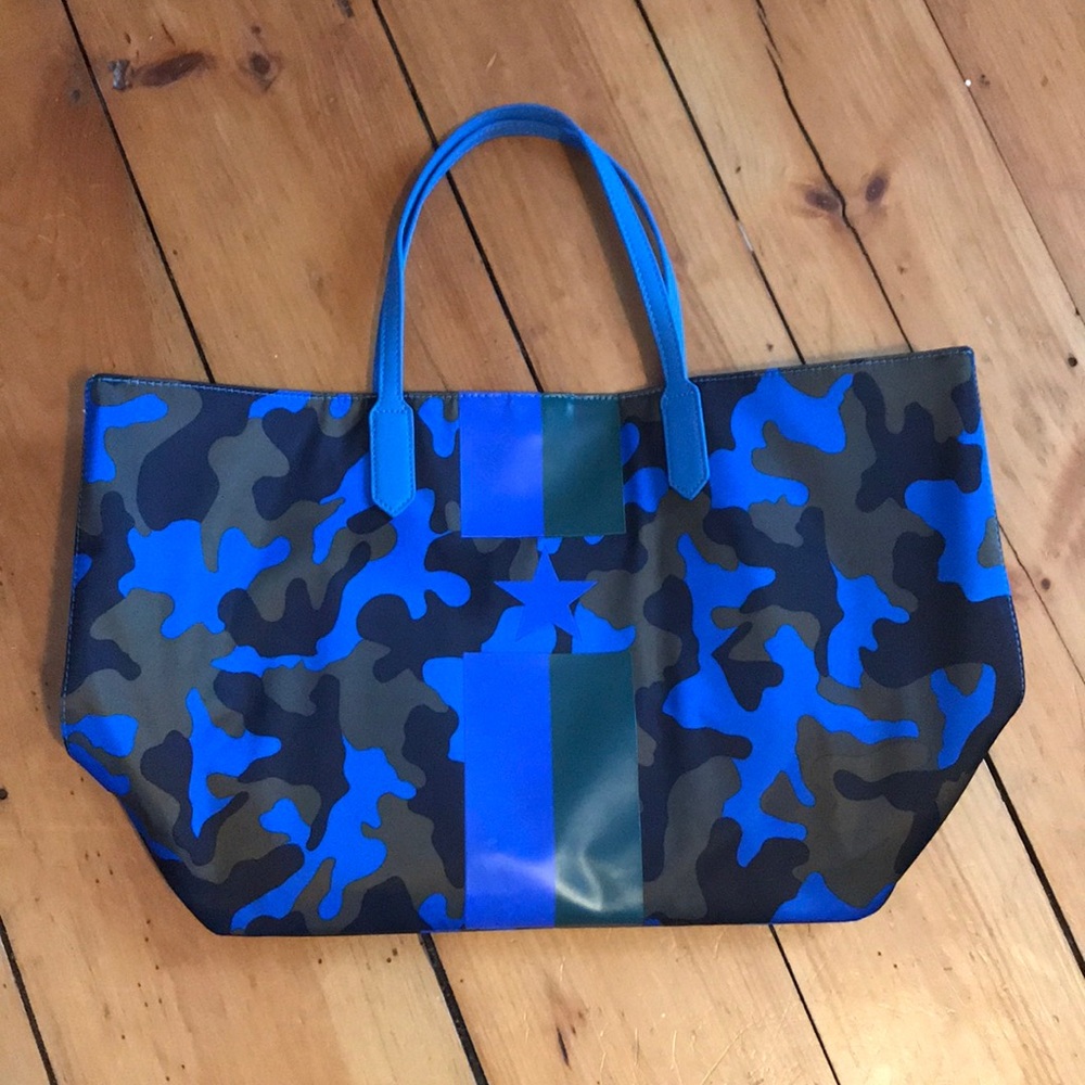 Camo tote